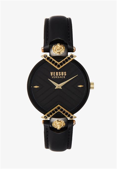 dial strap versus versace